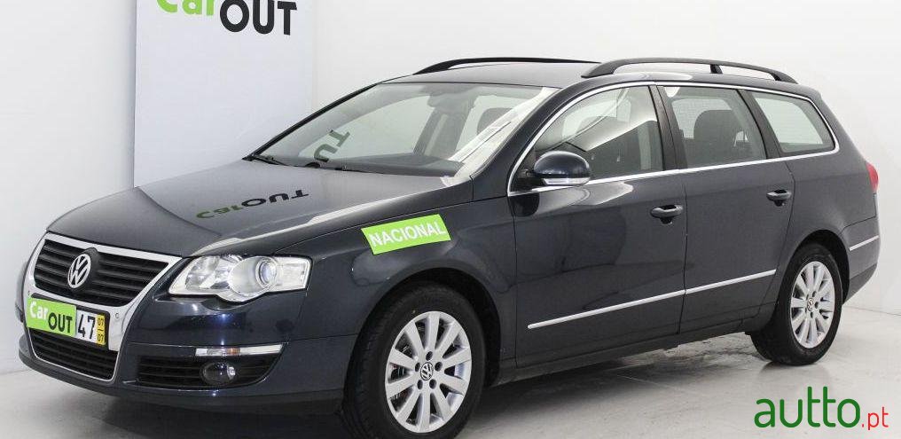 2007' Volkswagen Passat Variant photo #1