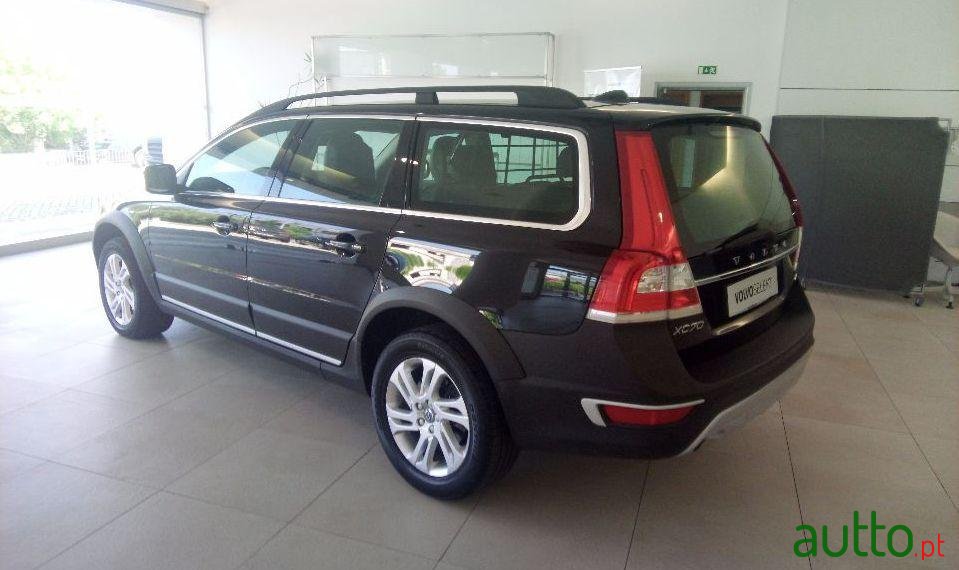 2015' Volvo Xc-70 D4 2.0 Momentum photo #1