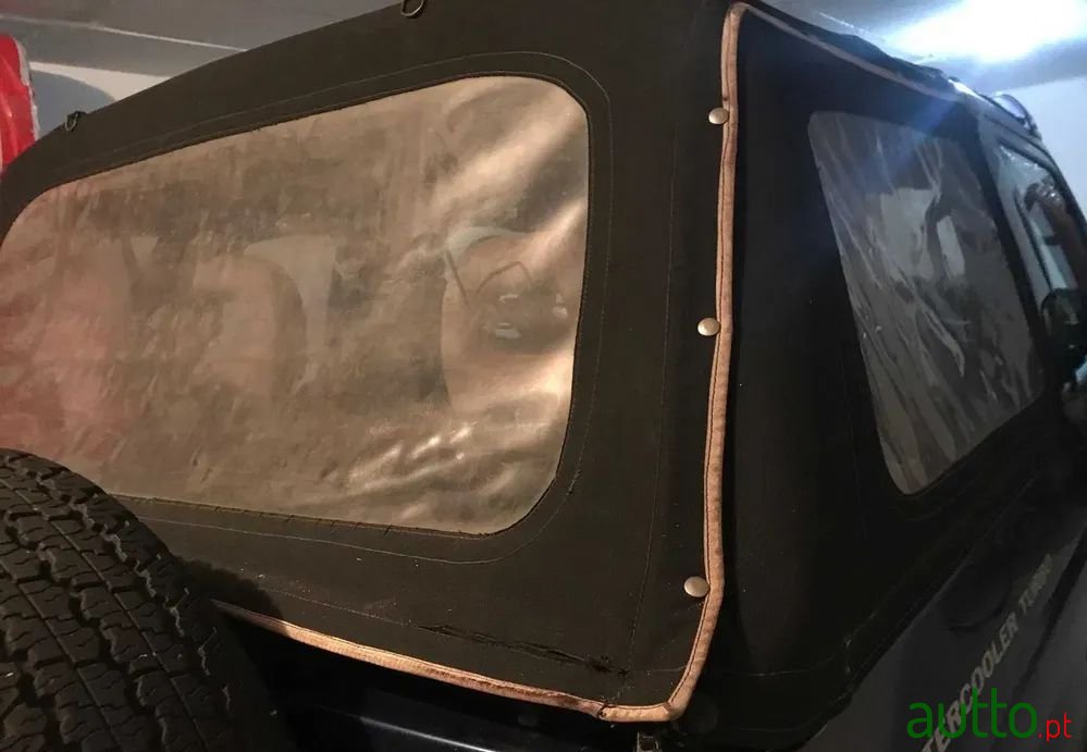 1999' Mitsubishi Pajero photo #5