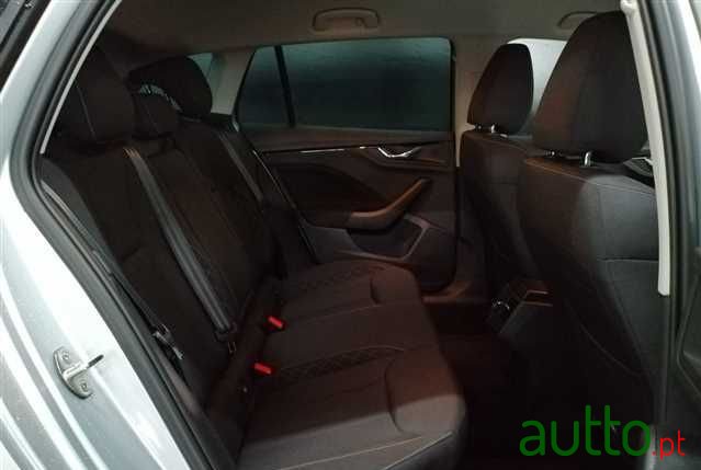 2021' Skoda Scala photo #4