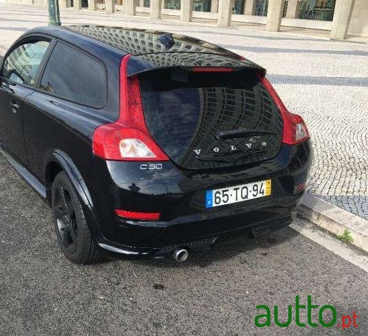 2011' Volvo C30 R-Design photo #3