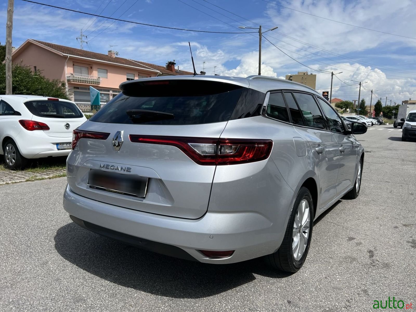 2019' Renault Megane Sport Tourer photo #3