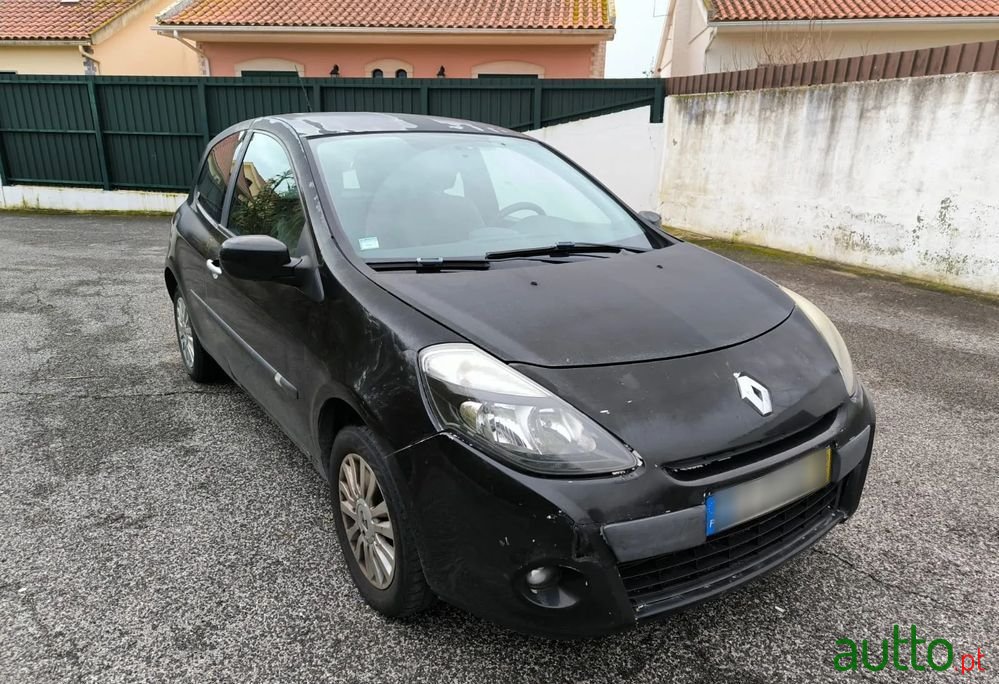 2010' Renault Clio 1.2 Tce Gt J15 photo #1