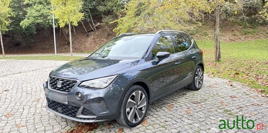 2022' SEAT Arona 1.0 Tsi Fr photo #2