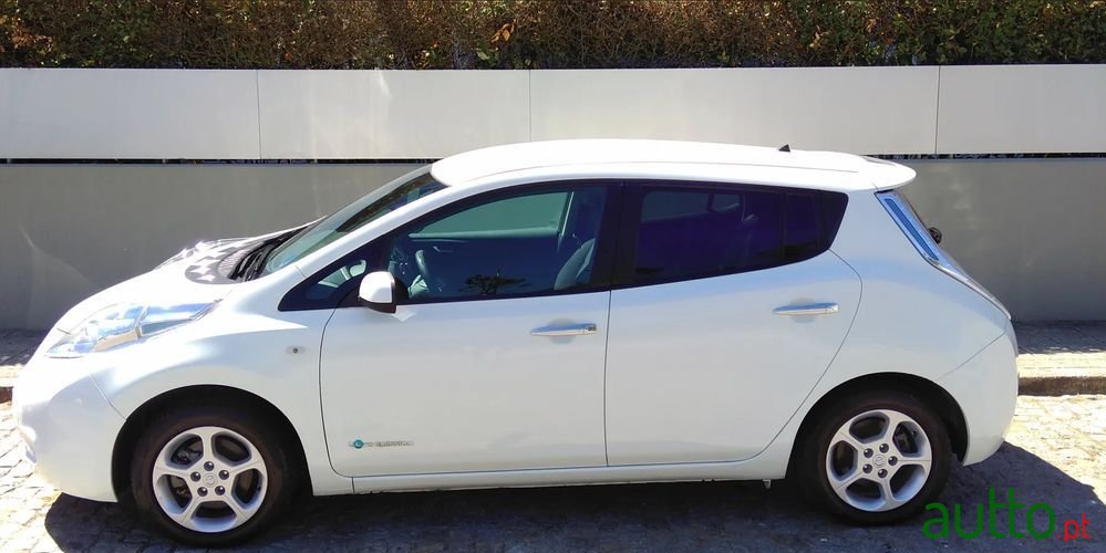 2016' Nissan Leaf photo #2