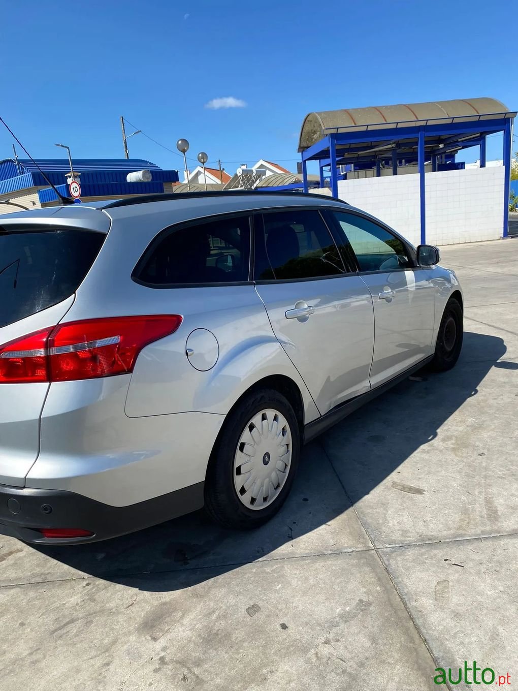 2016' Ford Focus Sw photo #3