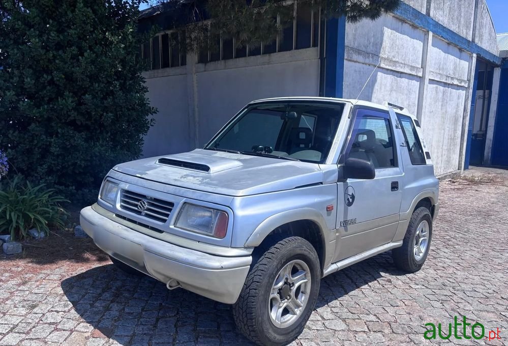 1999' Suzuki Vitara photo #1
