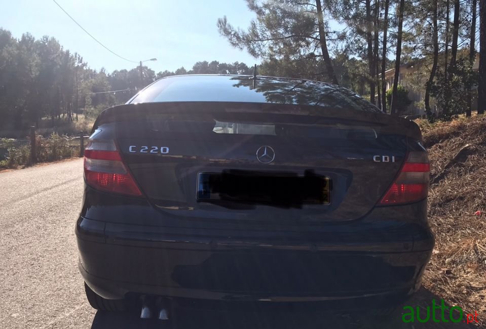 2007' Mercedes-Benz C-220 photo #5