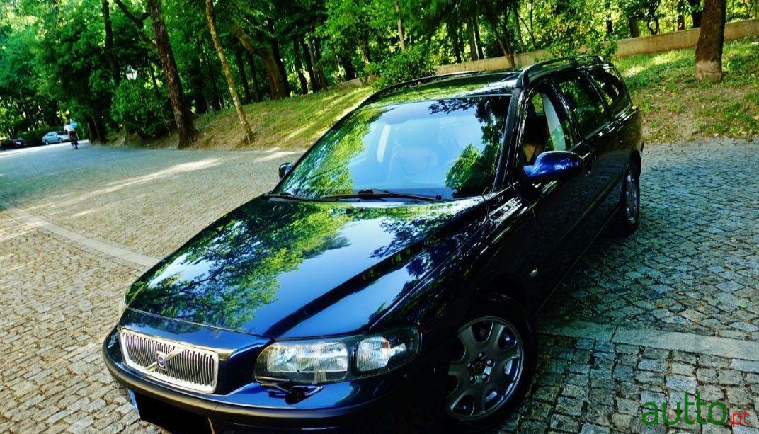 2002' Volvo V70 Gpl Full Extras photo #1