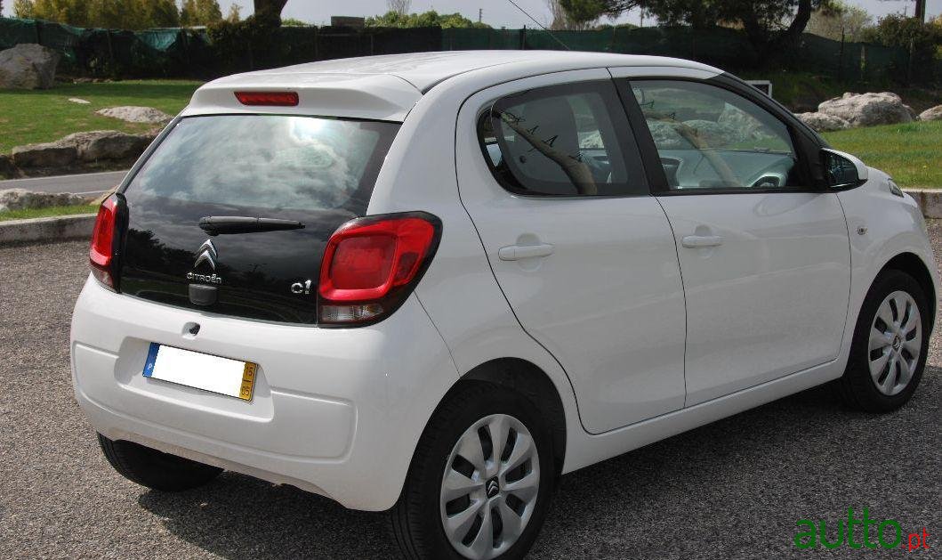 2015' Citroen C1 1.2 Puretech 82Cv photo #2