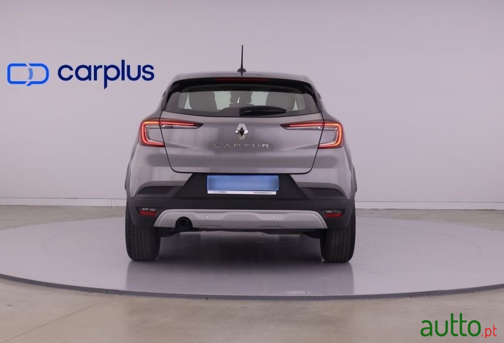 2021' Renault Captur photo #6