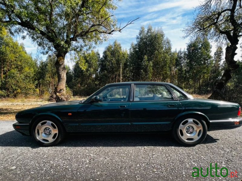 1997' Jaguar XJR photo #4