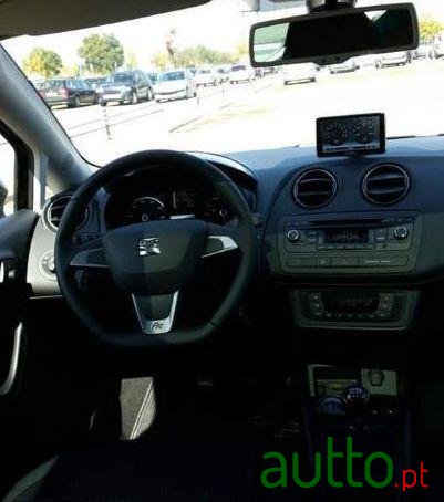 2014' SEAT Ibiza Fr 5 Portas photo #3