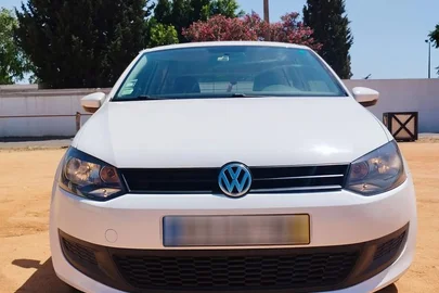 2011' Volkswagen Polo