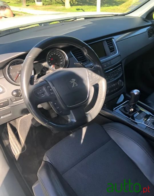 2011' Peugeot 508 Sw photo #6