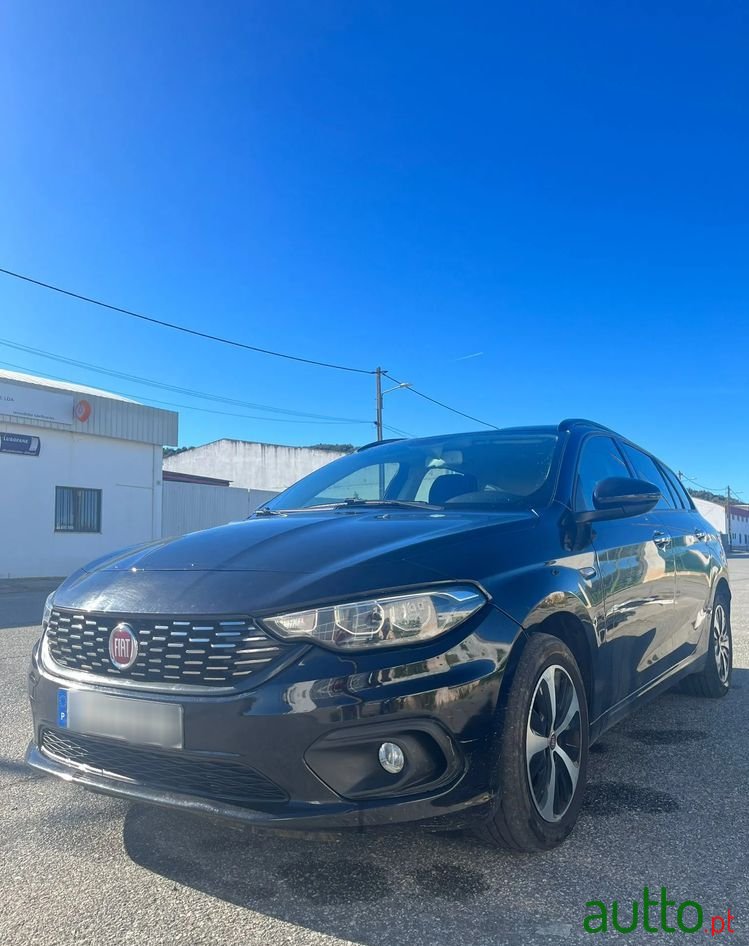 2018' Fiat Tipo Station Wagon photo #1