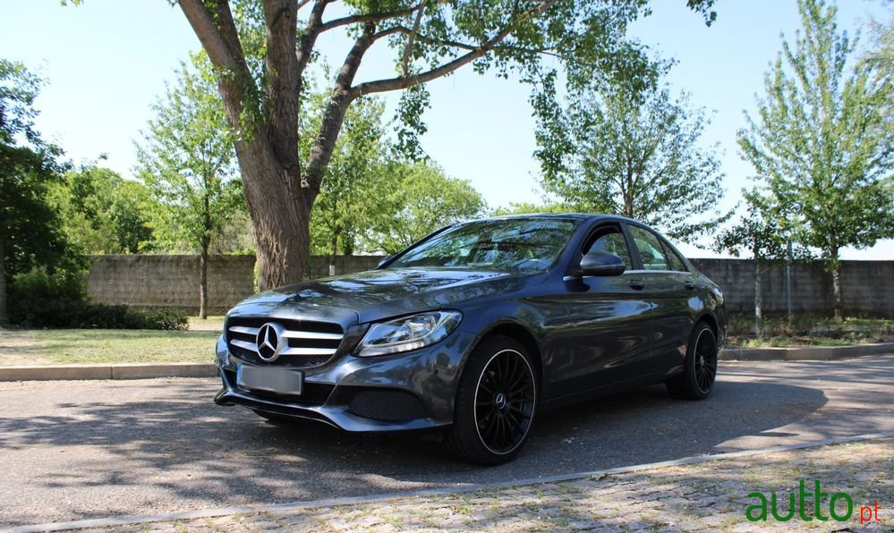 2015' Mercedes-Benz Classe C photo #1