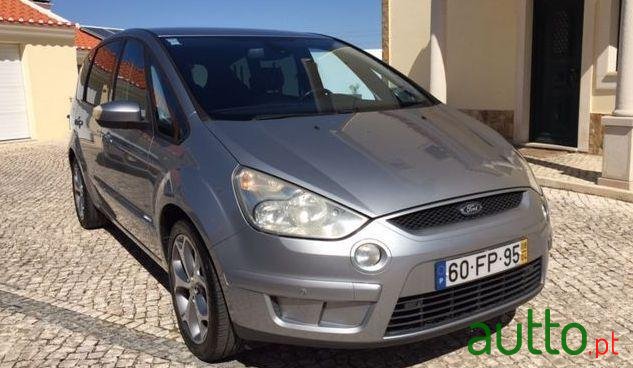 2008' Ford S-Max Nacional photo #3