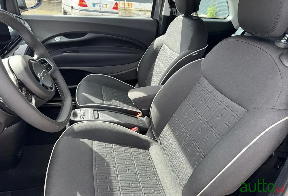 2023' Fiat 500e 42 Kwh photo #5