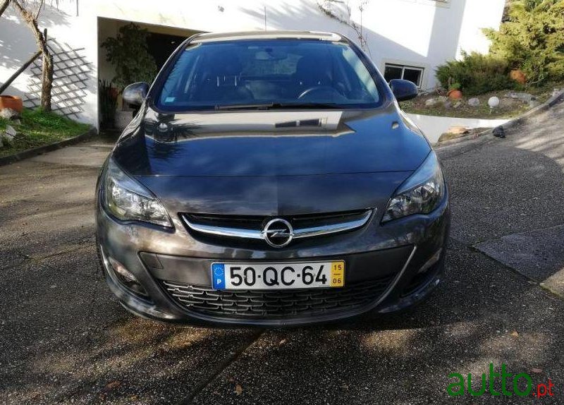 2015' Opel Astra 1.3 photo #3