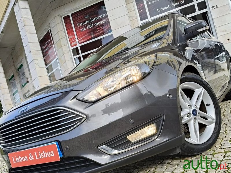 2016' Ford Focus Sw photo #1