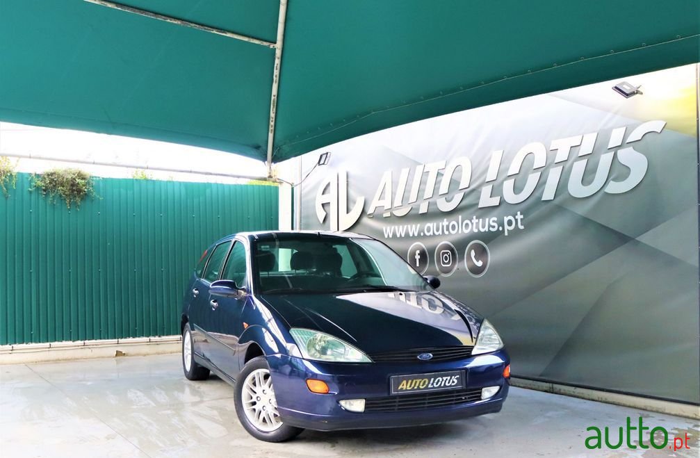 2000' Ford Focus photo #1