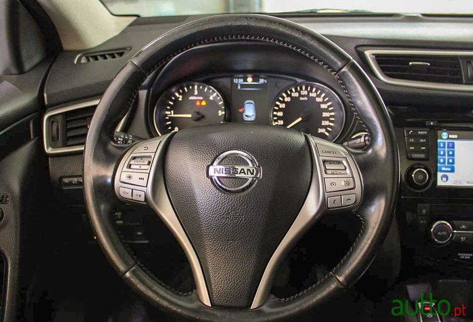 2014' Nissan Qashqai photo #6