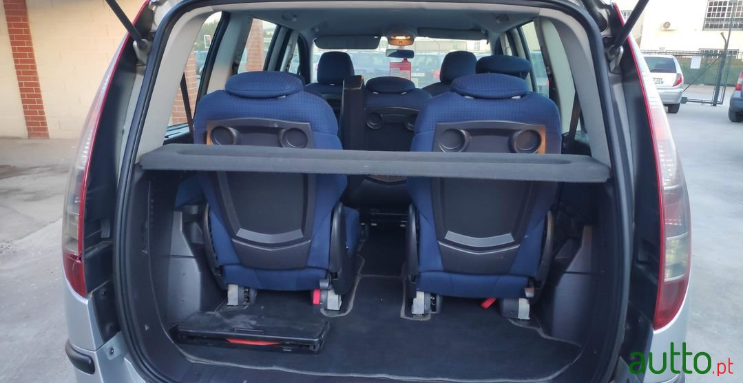 2003' Fiat Ulysse photo #3