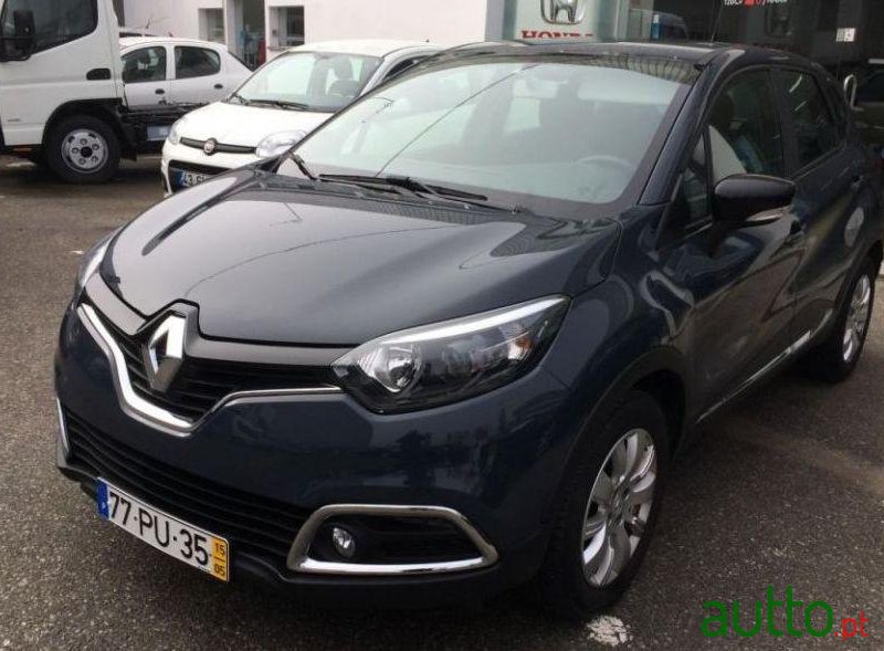 2015' Renault Captur 1.5 Dci Exclusive photo #1