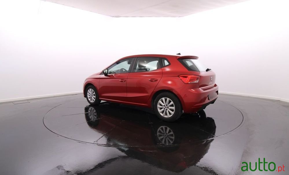 2022' SEAT Ibiza 1.0 Tsi Style photo #4