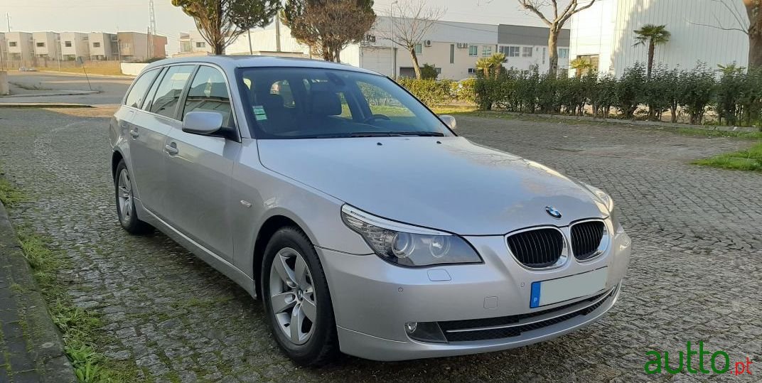 2007' BMW 520 photo #4