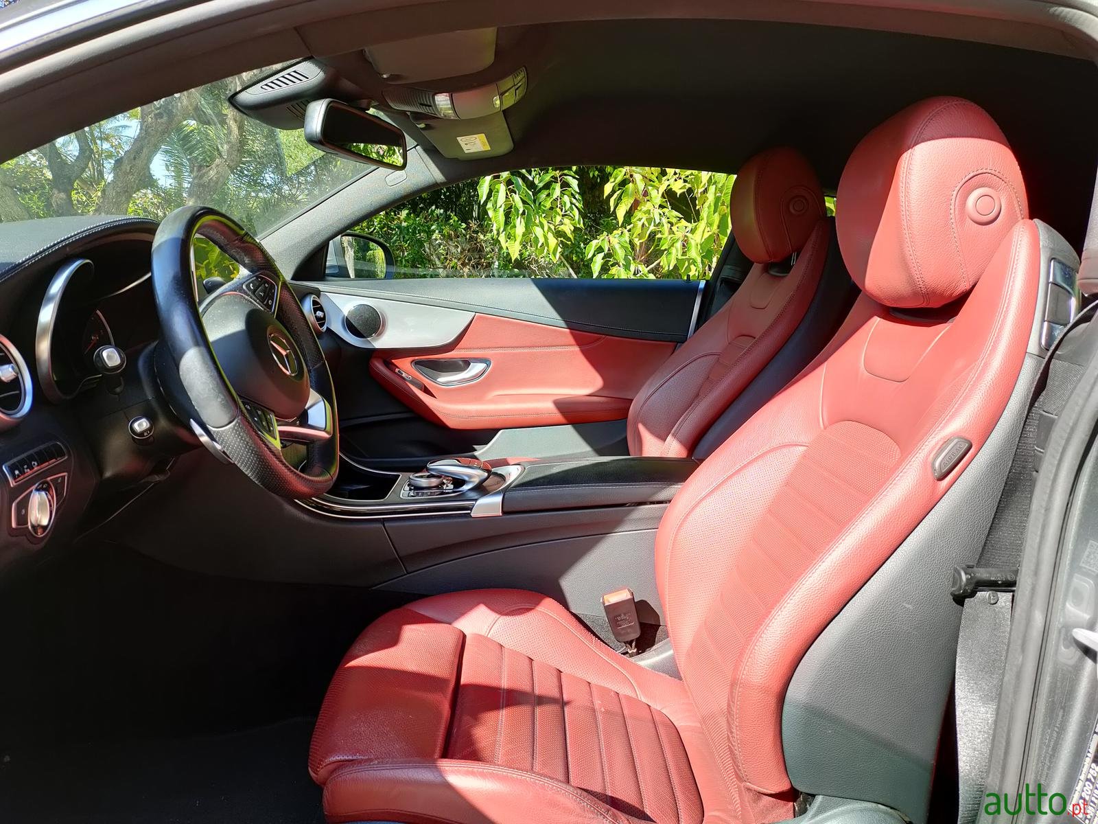 2016' Mercedes-Benz C-Class 250D coupe photo #3