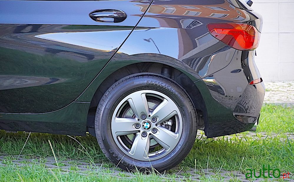 2020' BMW Série 1 photo #5