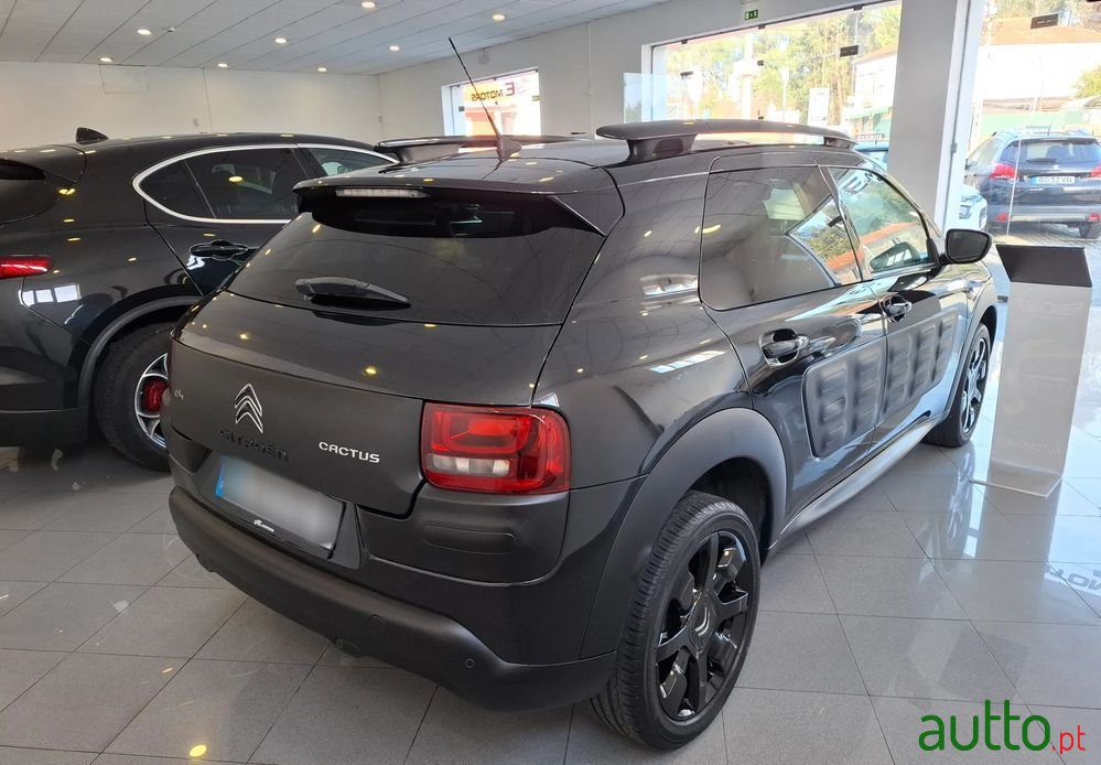 2015' Citroen C4 Cactus photo #6