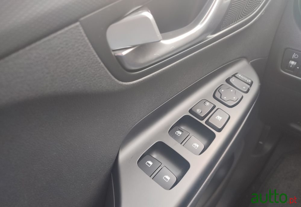 2022' Hyundai Kauai photo #6