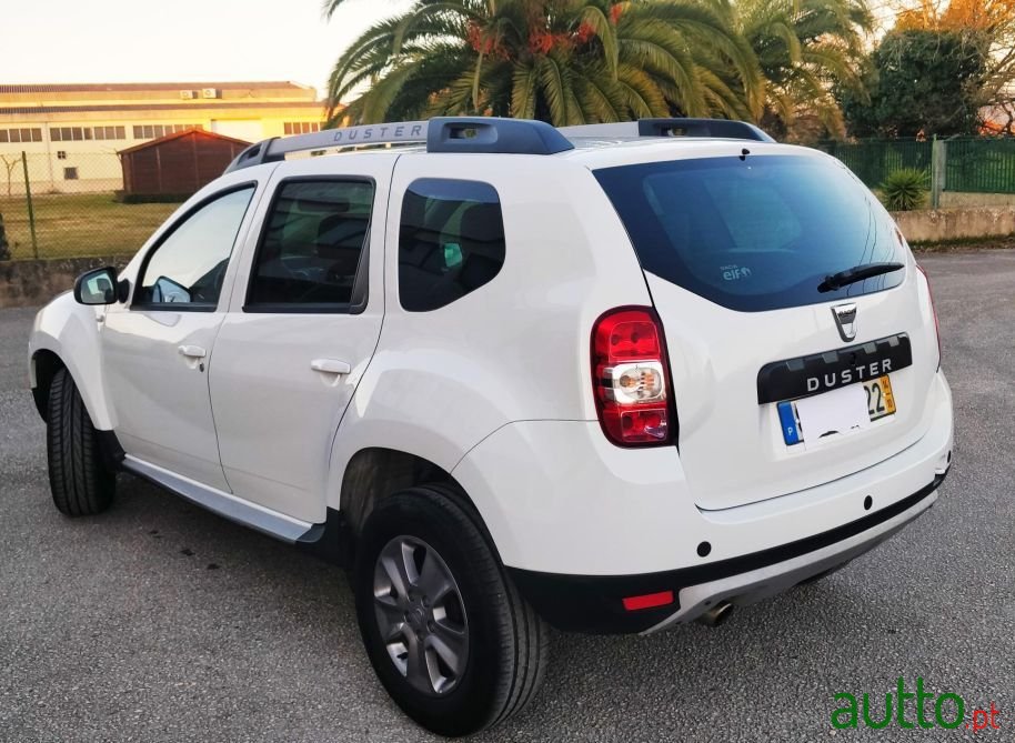 2014' Dacia Duster photo #4