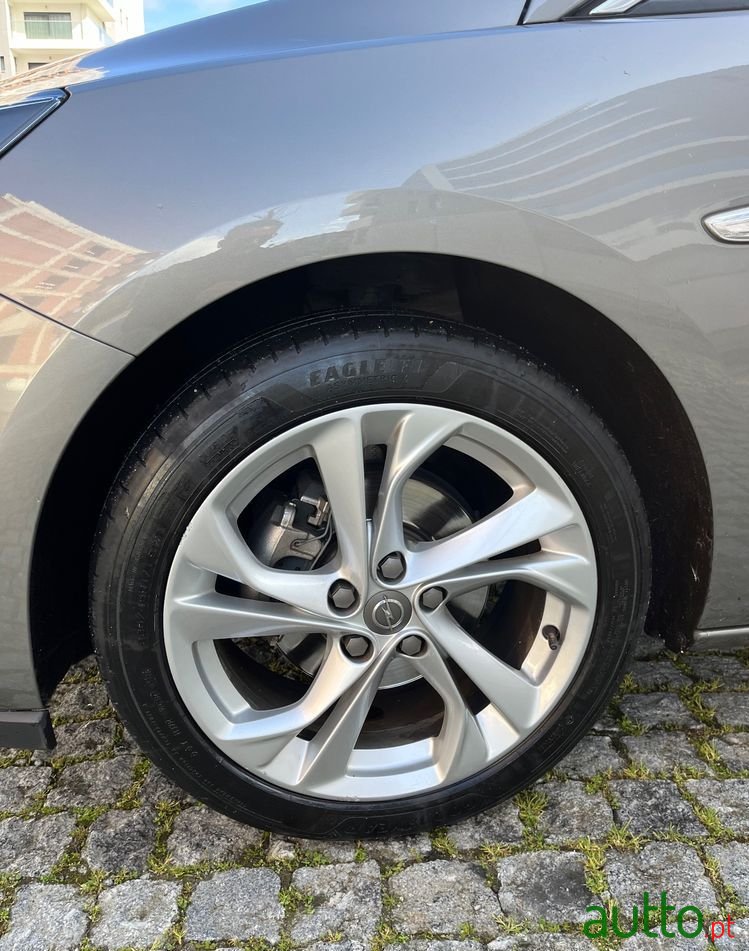 2018' Opel Astra Sports Tourer photo #5