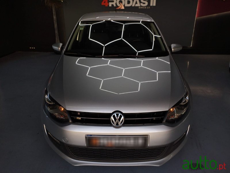 2014' Volkswagen Polo photo #4