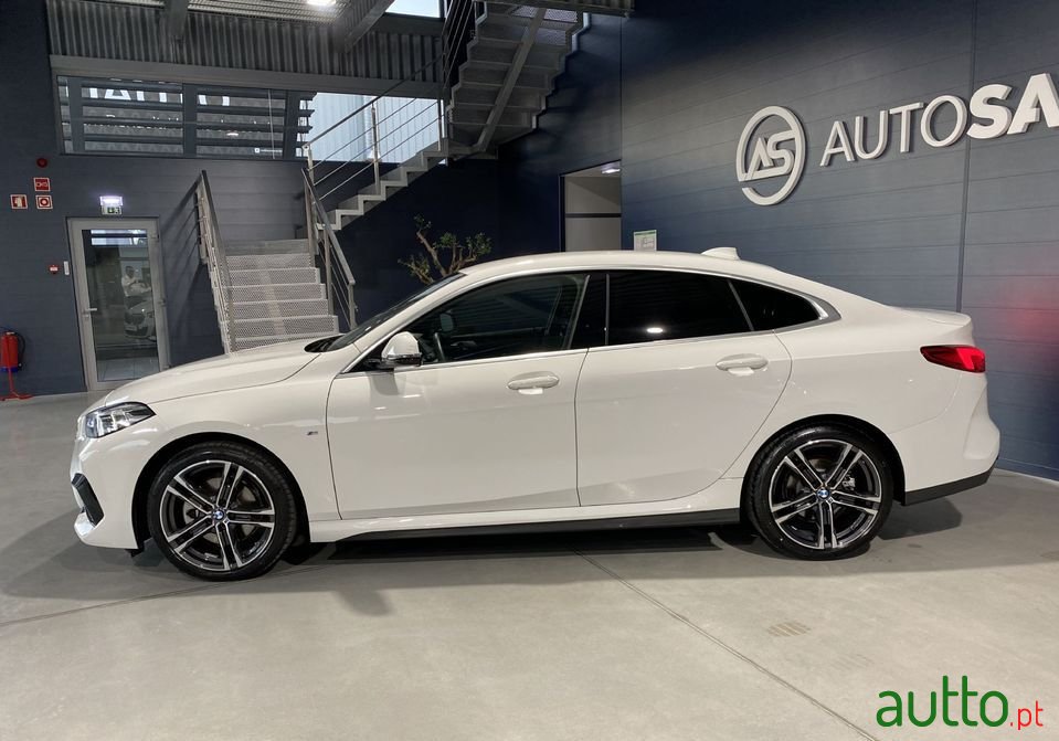 2021' BMW 216 Gran Coupe photo #2