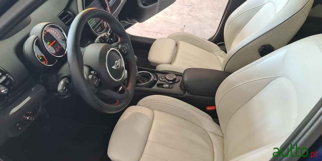 2016' MINI Clubman photo #5