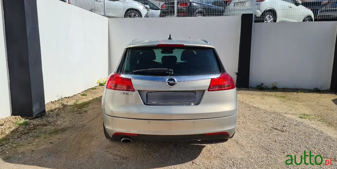 2010' Opel Insignia Sports Tourer photo #5