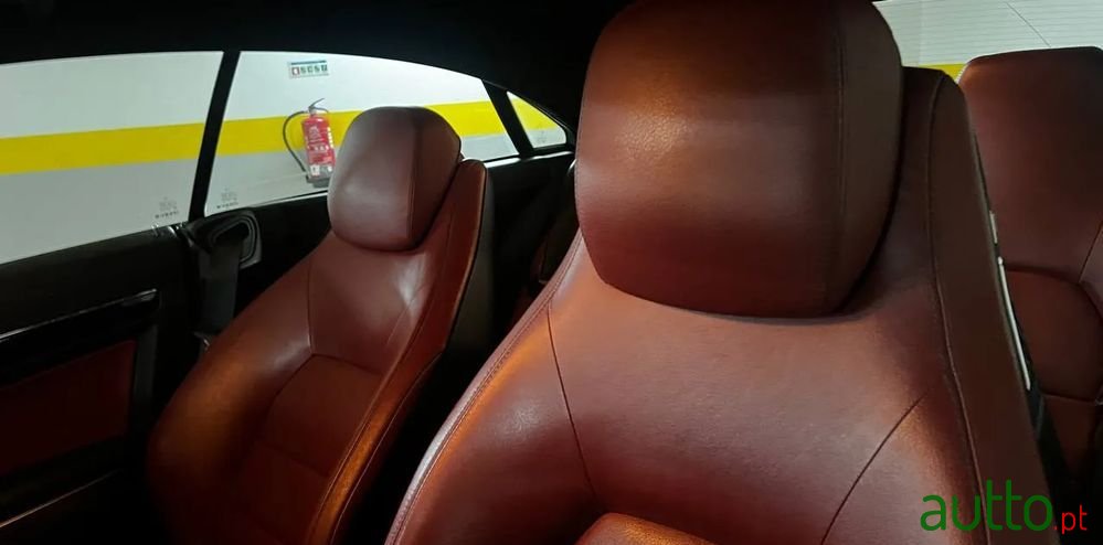 2011' Mercedes-Benz Classe E photo #6