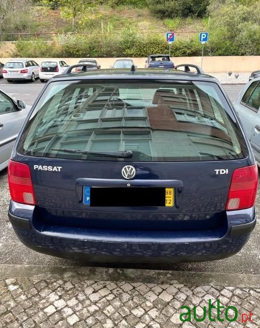 1998' Volkswagen Passat Variant photo #5