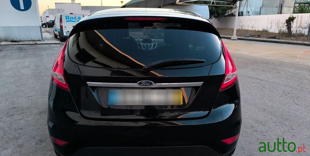 2009' Ford Fiesta 1.25 Titanium photo #3