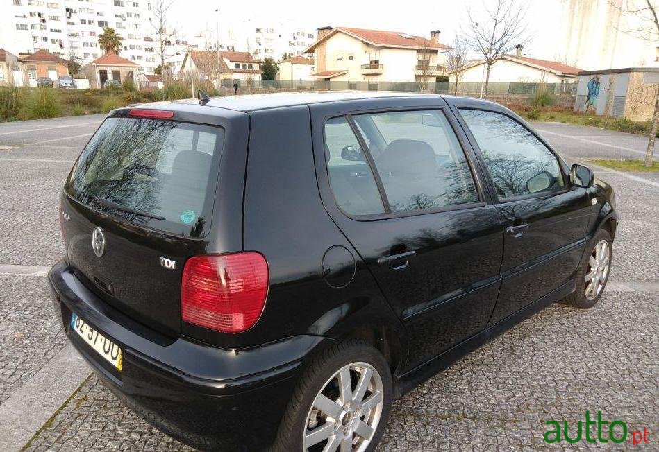 2000' Volkswagen Polo photo #1