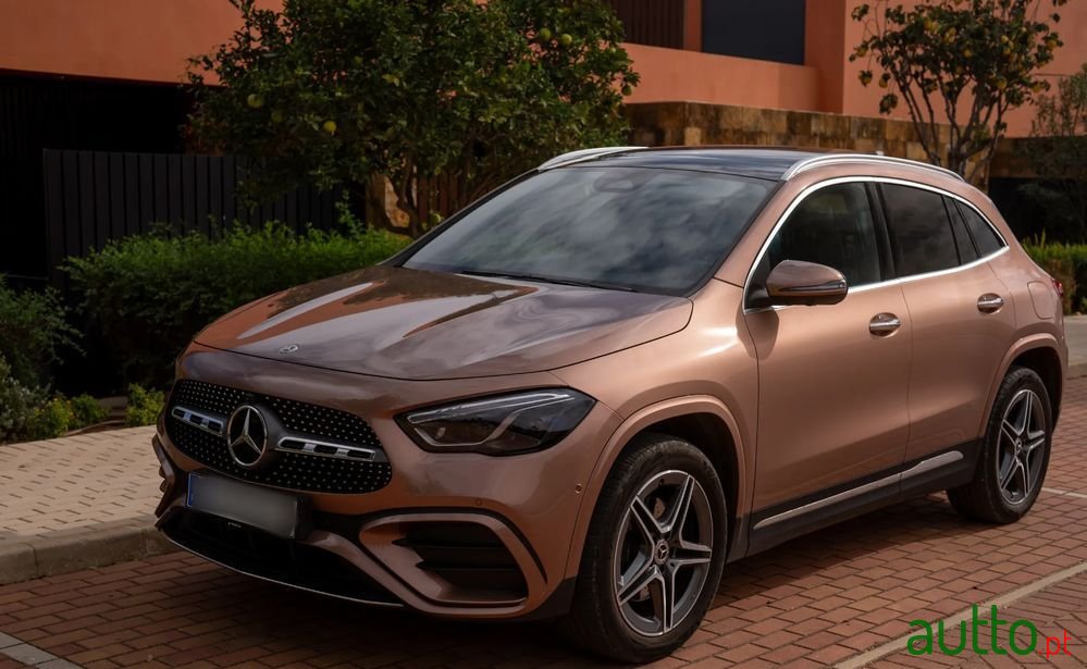 2023' Mercedes-Benz Classe Gla photo #1