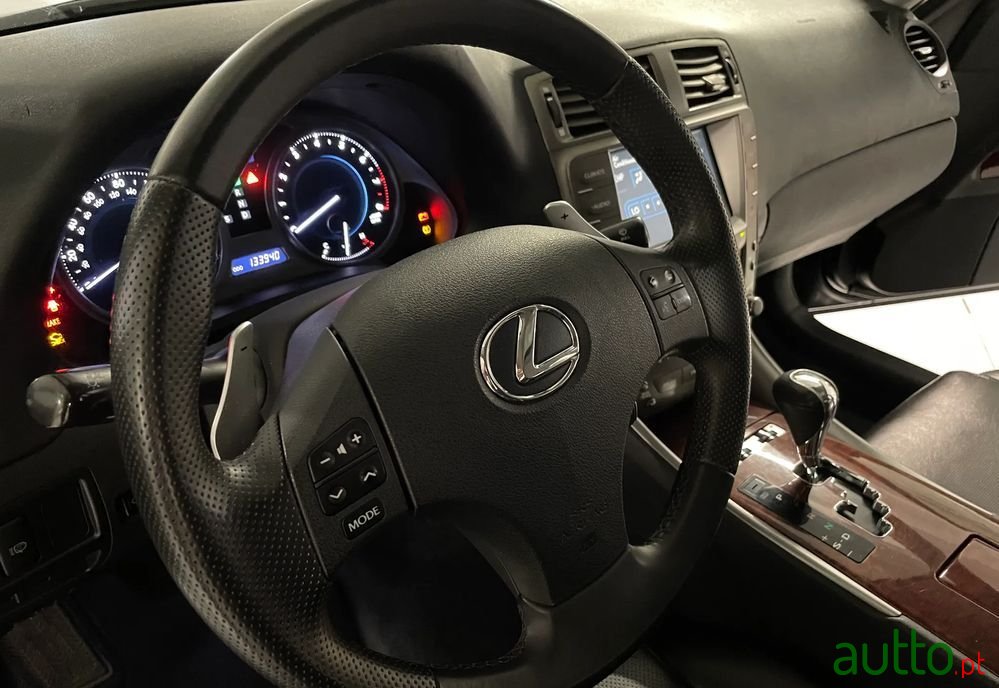 2009' Lexus IS 250 Luxury Line photo #4