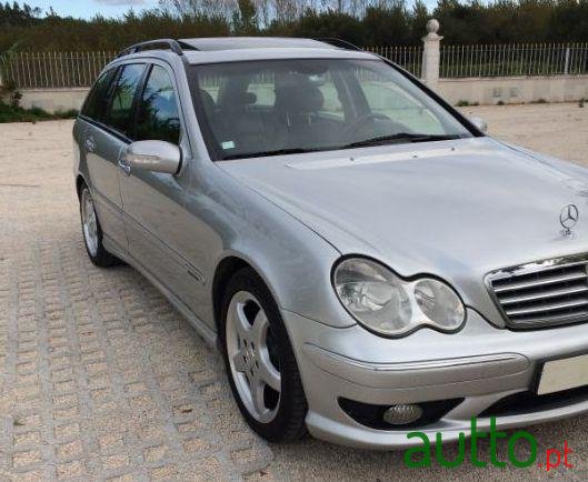 2002' Mercedes-Benz C-270 photo #1