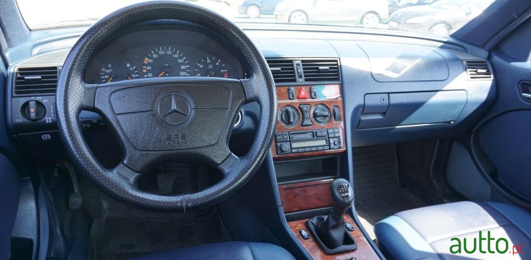 1997' Mercedes-Benz C-220 photo #5