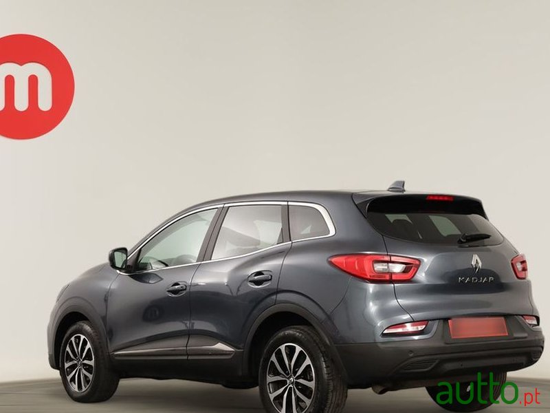 2022' Renault Kadjar 1.3 Tce Equilibre Edc photo #2